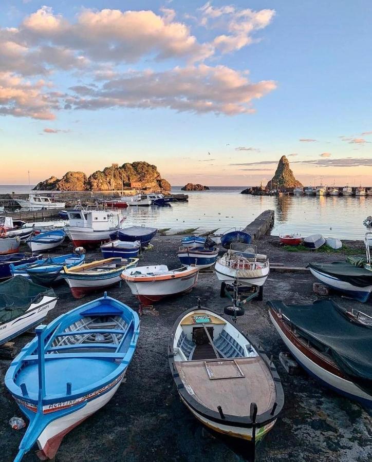 B&B Lavika Pedara Buitenkant foto