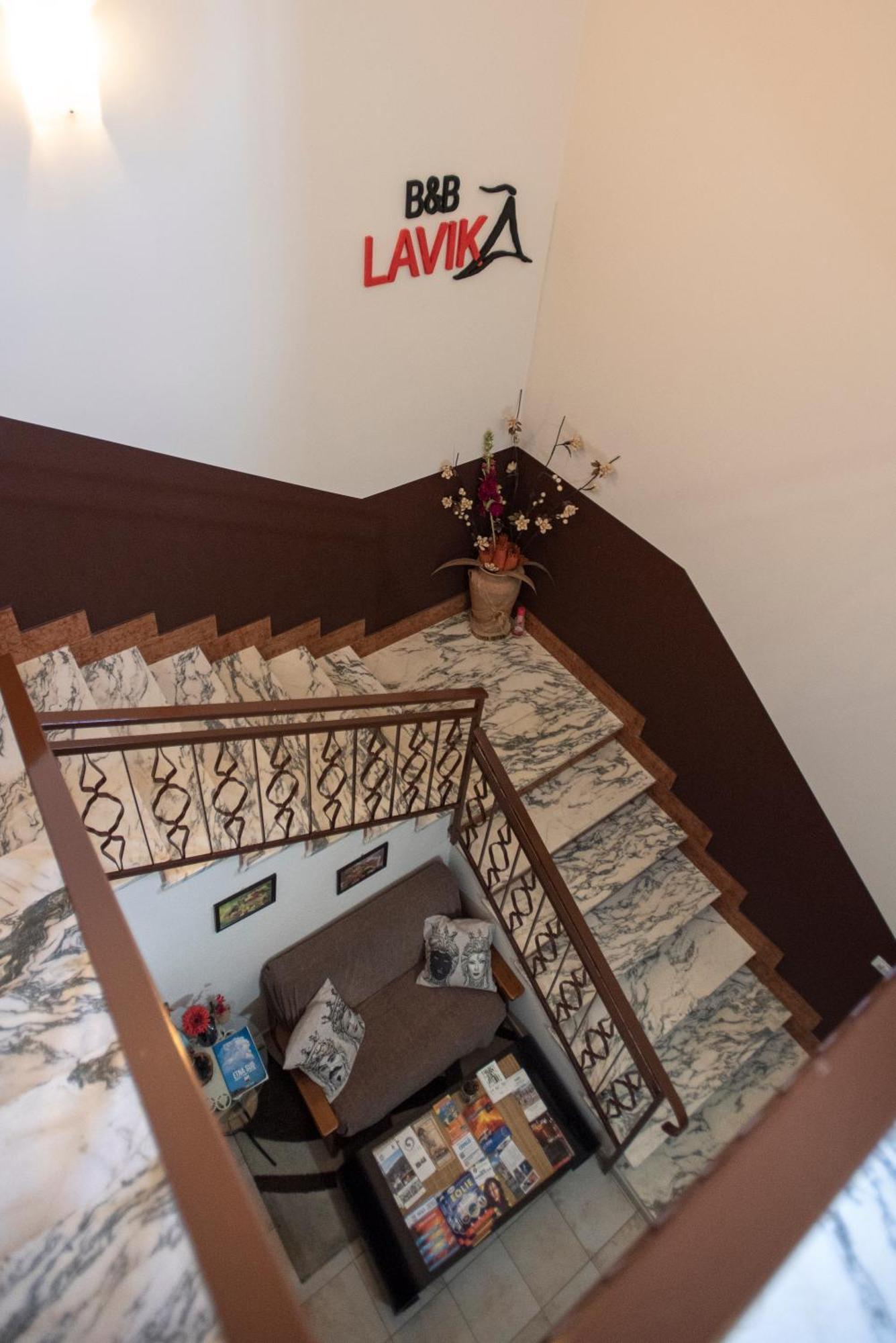 B&B Lavika Pedara Buitenkant foto