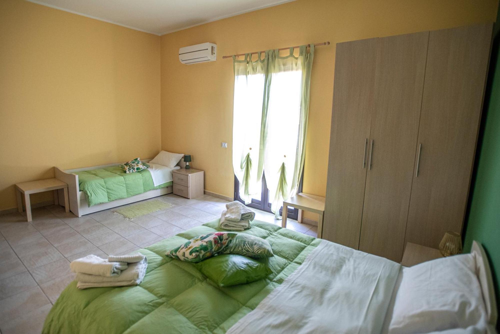 B&B Lavika Pedara Buitenkant foto